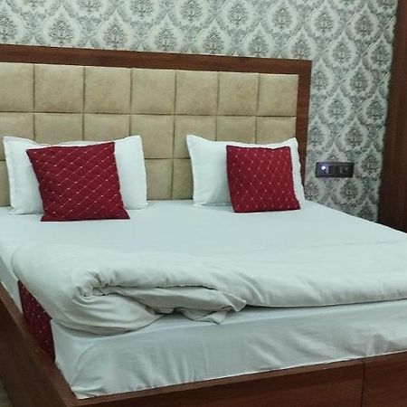The Singhasan Nd Saffron Hotel Jind Buitenkant foto