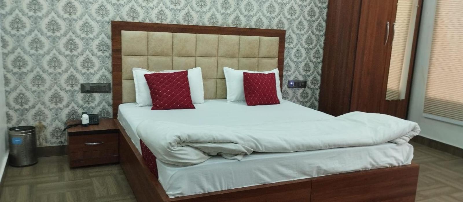 The Singhasan Nd Saffron Hotel Jind Buitenkant foto